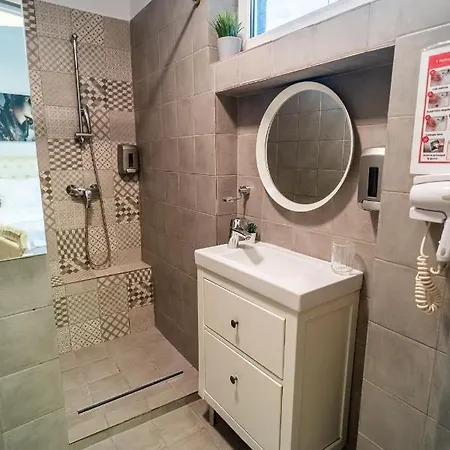 Cozy Near Calea Victoriei Бухарест