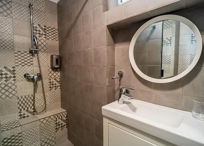 Cozy Near Calea Victoriei Apartamento