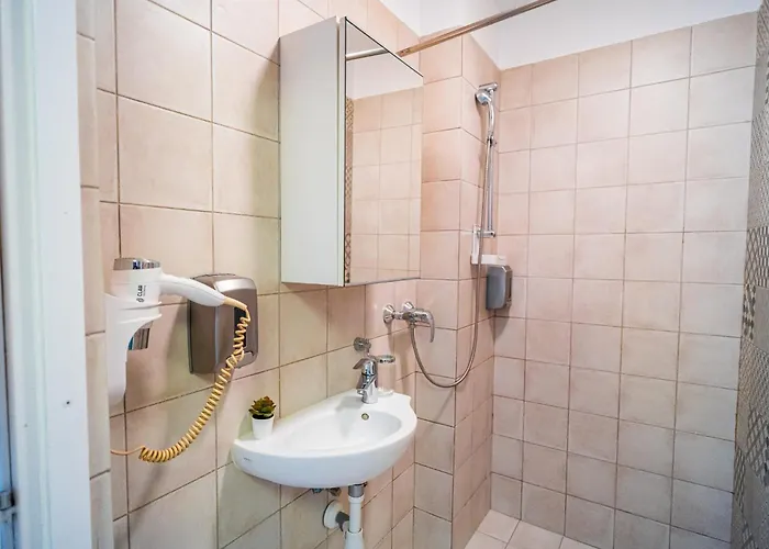 Cozy Near Calea Victoriei *