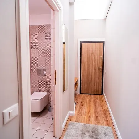 Cozy Near Calea Victoriei *