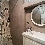 Cozy Near Calea Victoriei Apartman