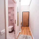 Cozy Near Calea Victoriei *