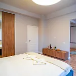 Cozy Near Calea Victoriei Bukarest