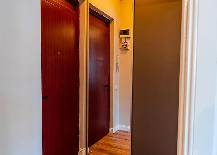 Cozy Near Calea Victoriei Apartment Bukarest